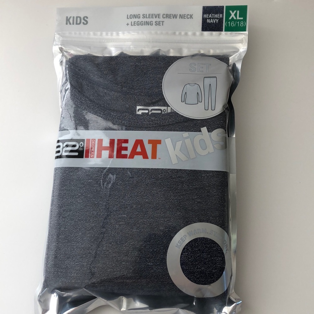 32 Degrees HEAT Long sleeve crew neck+ Legging Set